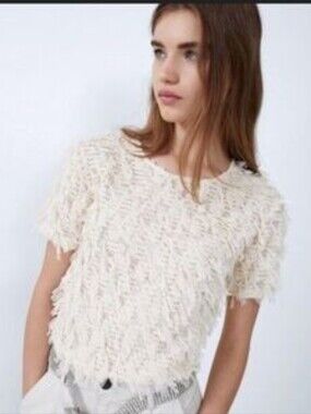 NWT Zara Cream Textured Fringed Short-Sleeve Tee
